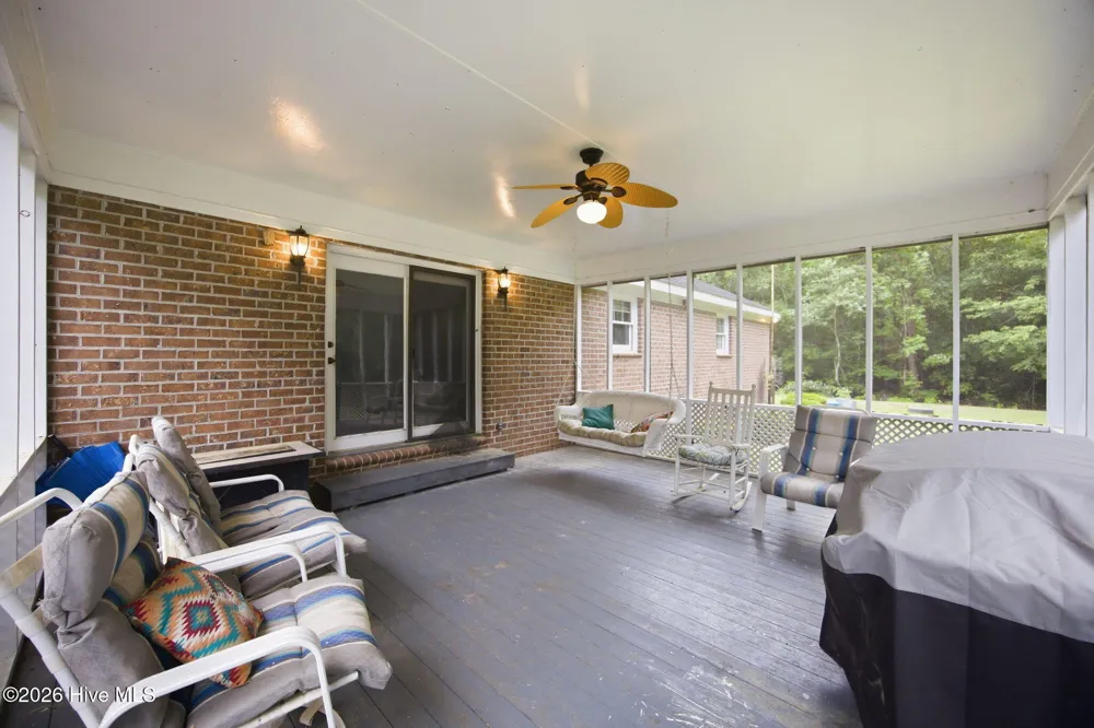8678 Joe Brown Highway S Clarendon, NC 28432