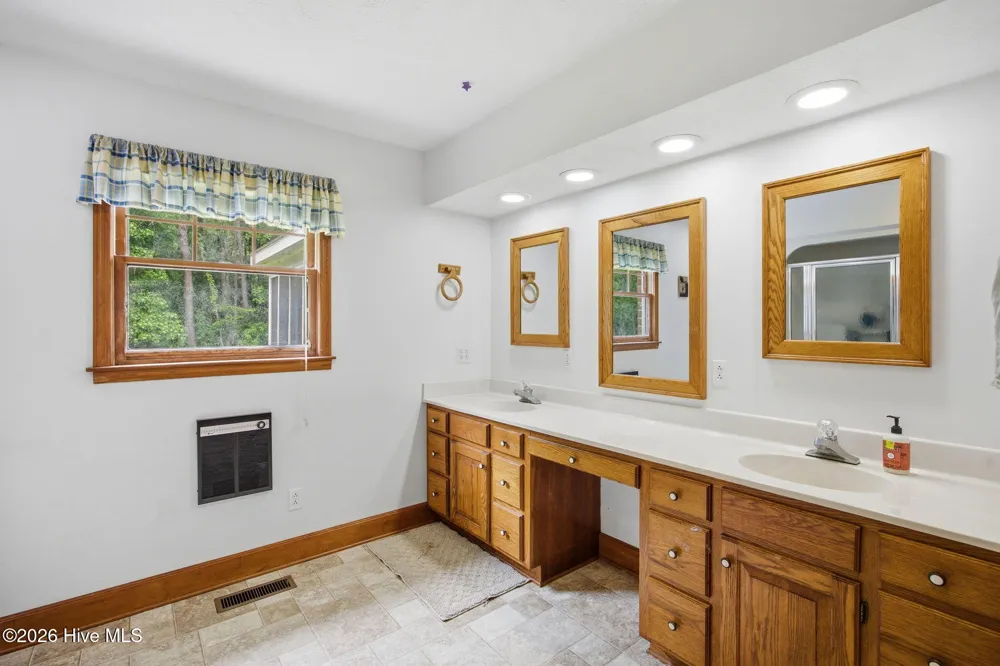 8678 Joe Brown Highway S Clarendon, NC 28432