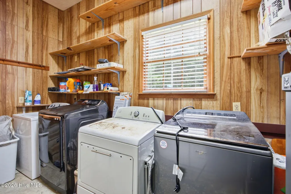 8678 Joe Brown Highway S Clarendon, NC 28432