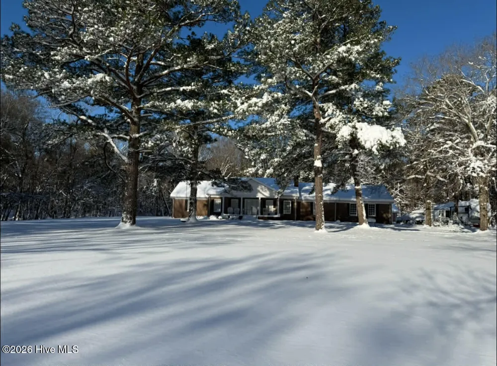 8678 Joe Brown Highway S Clarendon, NC 28432