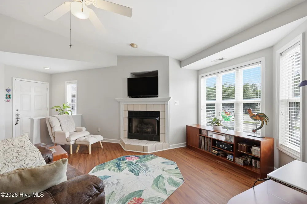 413 Commerce Avenue #C Morehead City, NC 28557