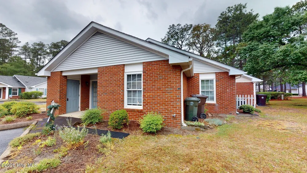 1203 Wilshire Circle Aberdeen, NC 28315