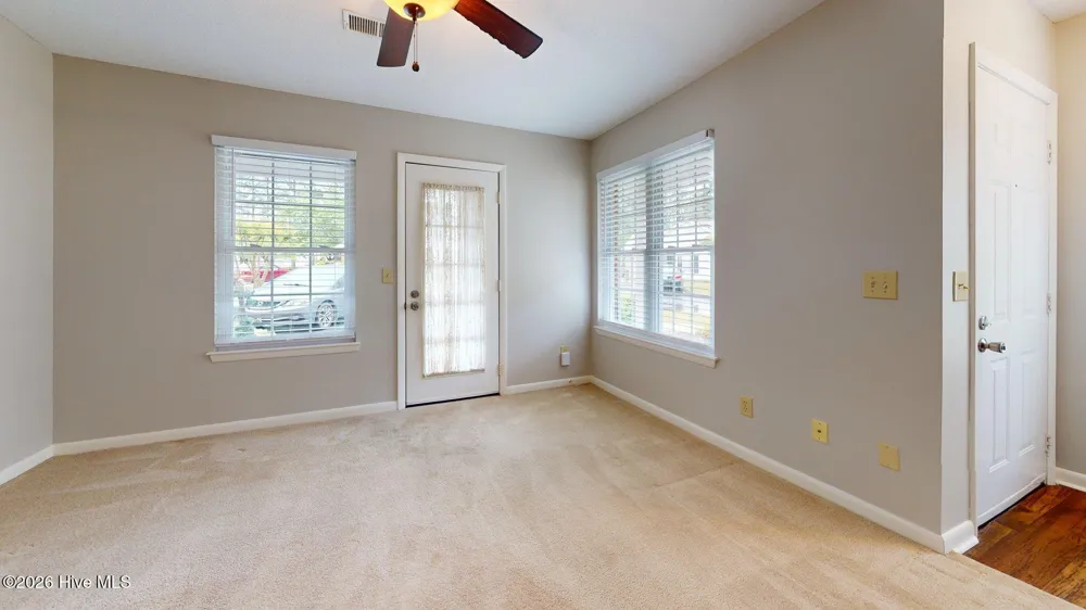 1203 Wilshire Circle Aberdeen, NC 28315