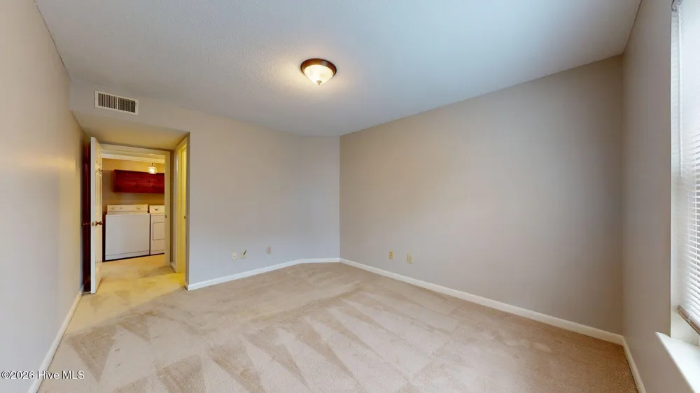 1203 Wilshire Circle Aberdeen, NC 28315