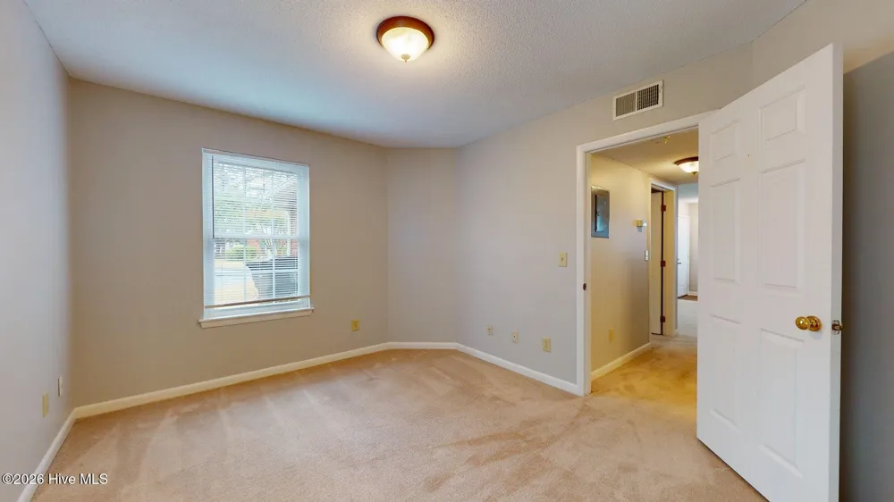 1203 Wilshire Circle Aberdeen, NC 28315