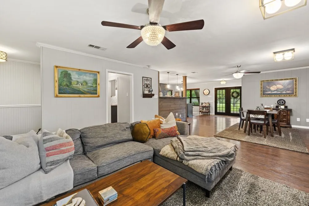 302 Schramm Road Granger, TX 76530