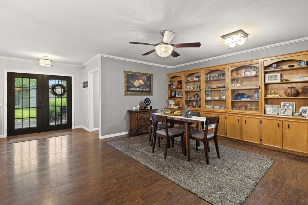 302 Schramm Road Granger, TX 76530