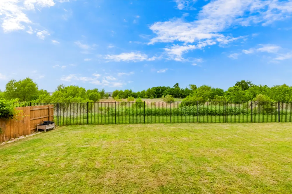 3525 De Soto Loop Round Rock, TX 78665