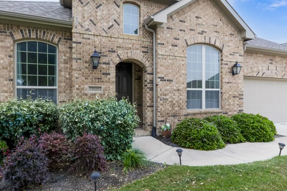 3525 De Soto Loop Round Rock, TX 78665