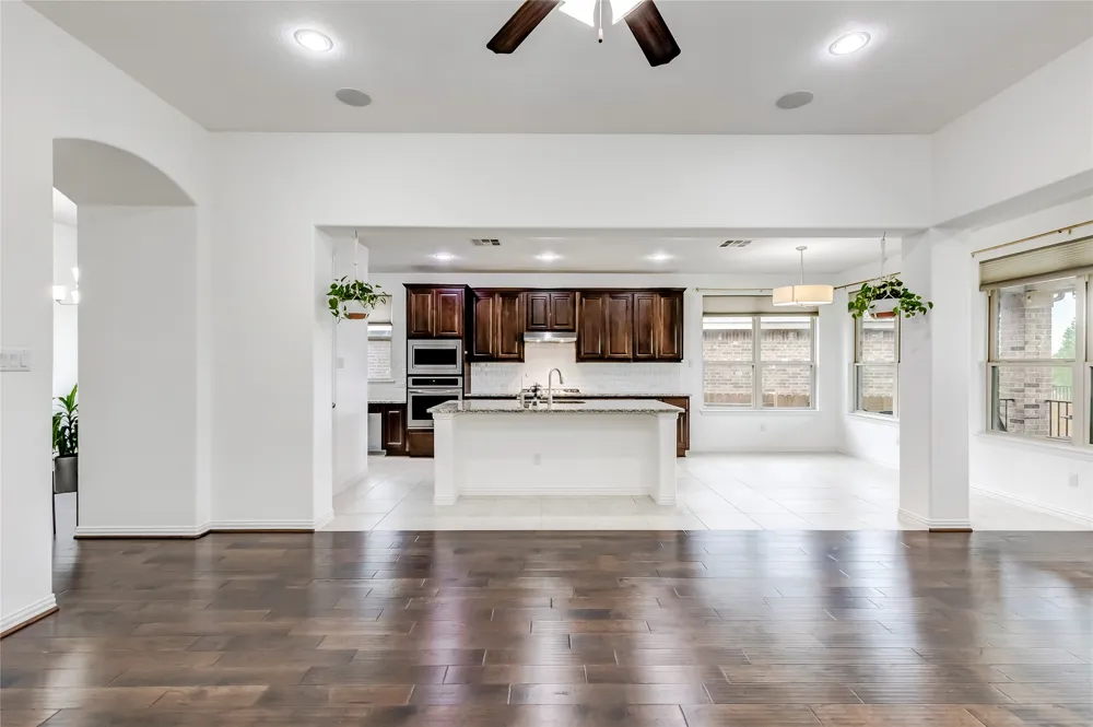 3525 De Soto Loop Round Rock, TX 78665