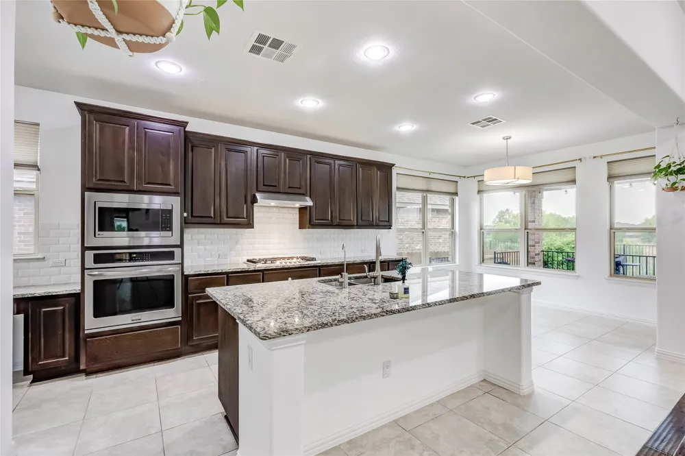 3525 De Soto Loop Round Rock, TX 78665