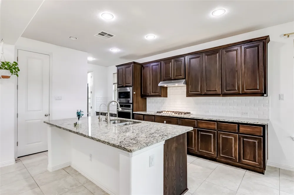 3525 De Soto Loop Round Rock, TX 78665