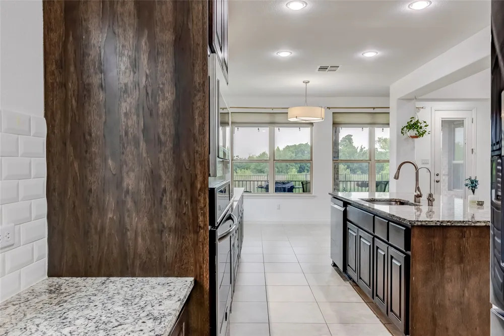 3525 De Soto Loop Round Rock, TX 78665