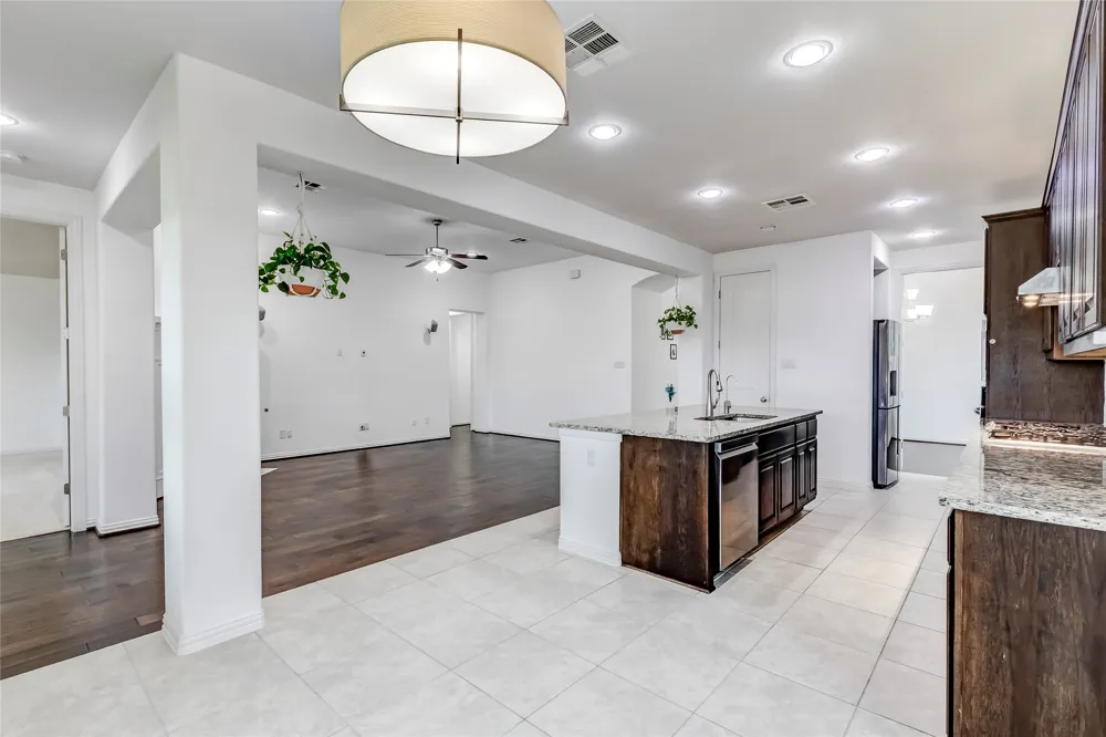3525 De Soto Loop Round Rock, TX 78665