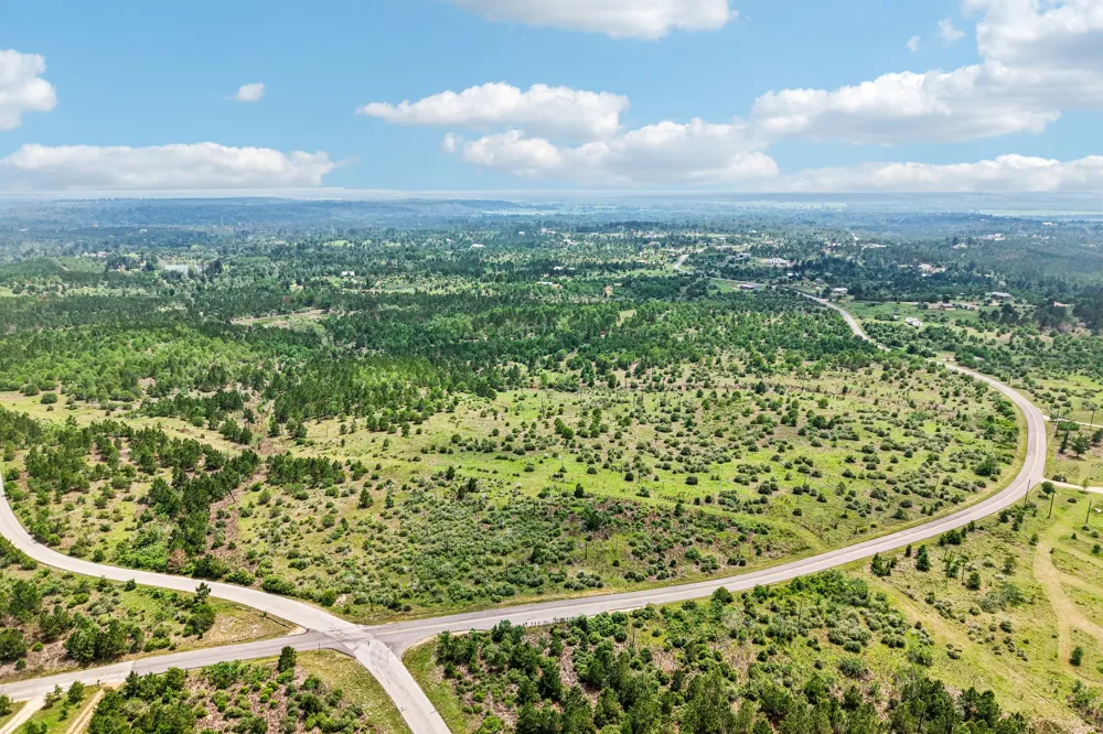 1 Cottle Town Road Smithville, TX 78957