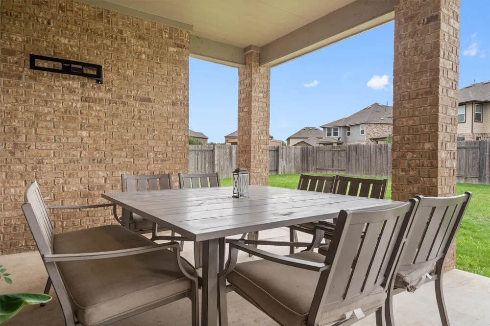 1201 Euless Lane Leander, TX 78641
