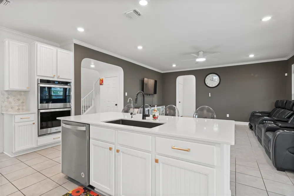 1201 Euless Lane Leander, TX 78641