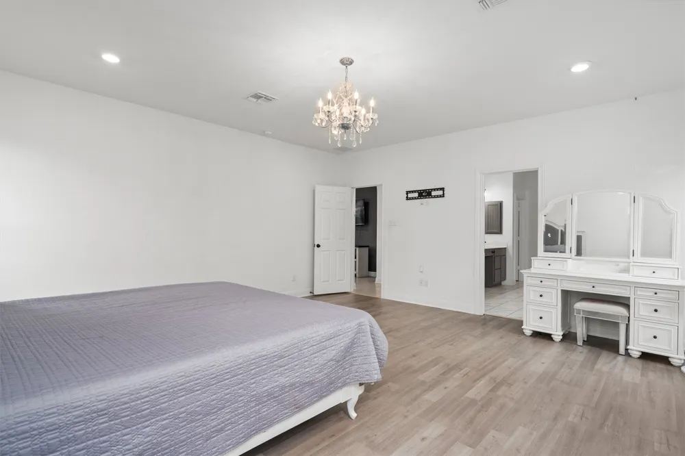 1201 Euless Lane Leander, TX 78641