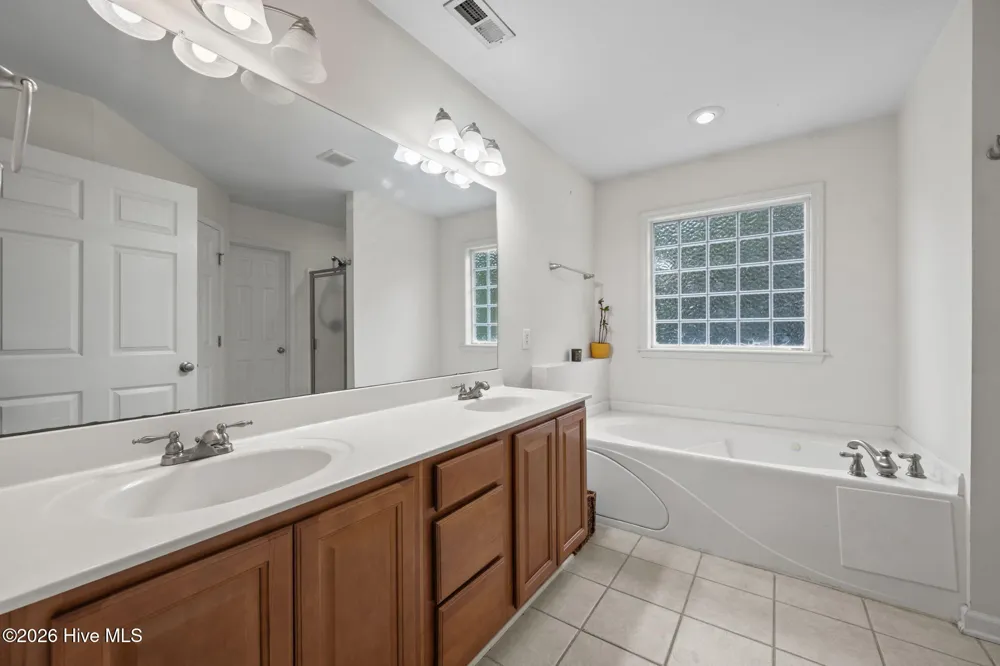 257 Wagonwheel Lane Richlands, NC 28574
