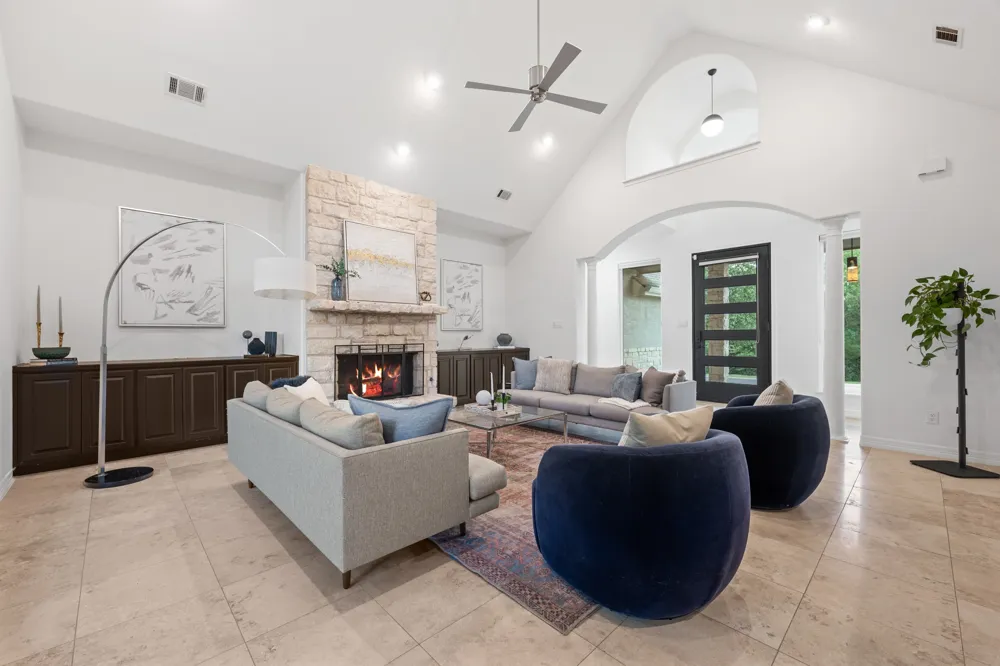 12007 Colleyville Drive Bee Cave, TX 78738