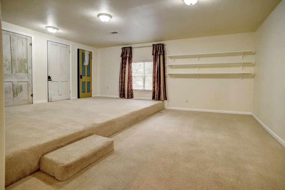 147 Spring Meadow Bastrop, TX 78602