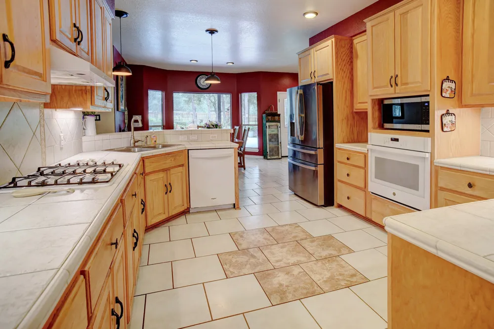 147 Spring Meadow Bastrop, TX 78602