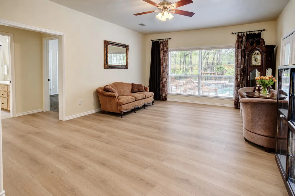 147 Spring Meadow Bastrop, TX 78602