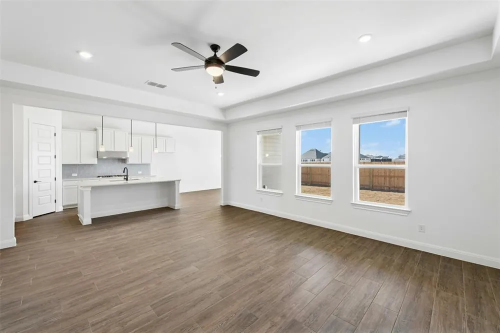 17305 Silverman Drive Pflugerville, TX 78660
