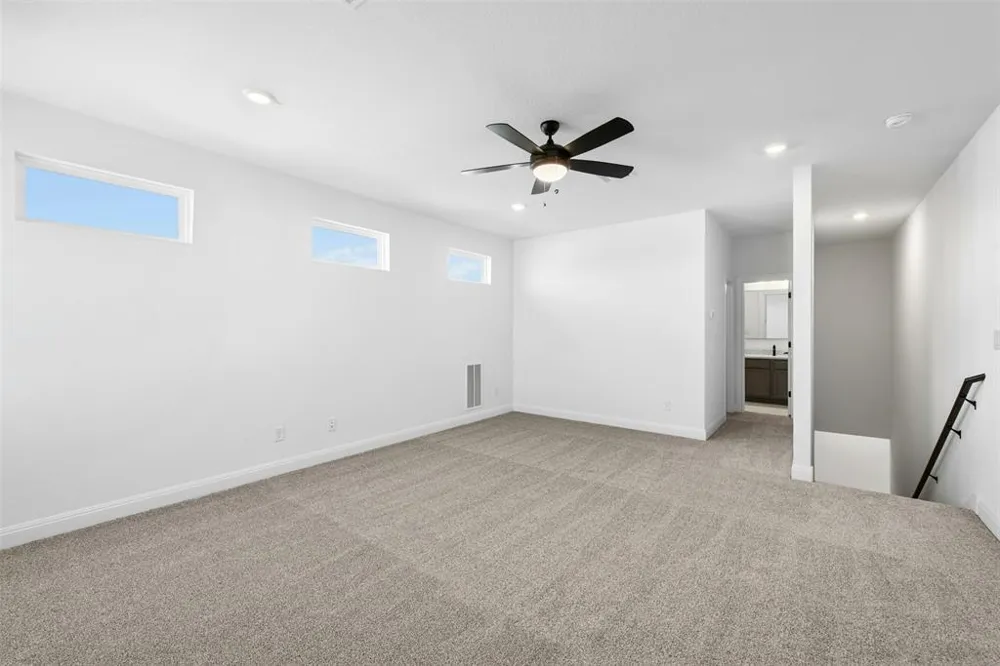17305 Silverman Drive Pflugerville, TX 78660