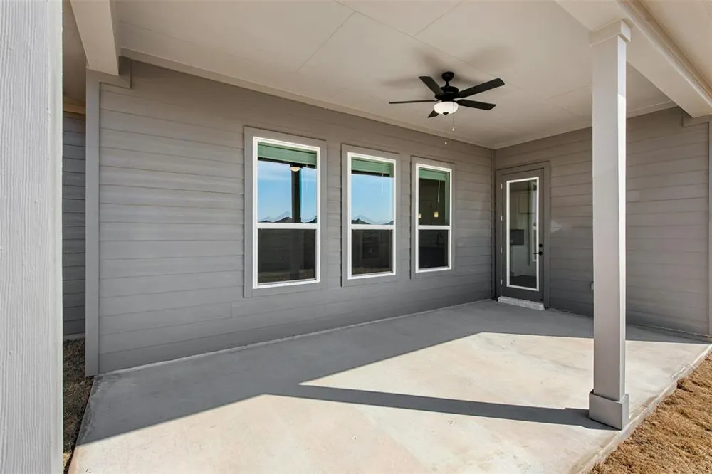 17305 Silverman Drive Pflugerville, TX 78660