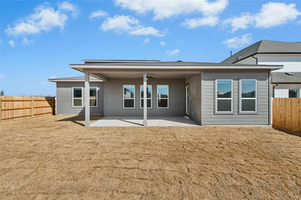 17305 Silverman Drive Pflugerville, TX 78660