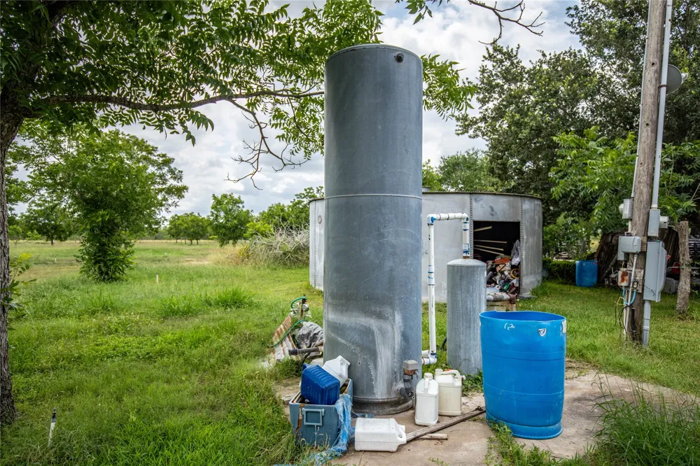 475 W County Road 418 Premont, TX 78375