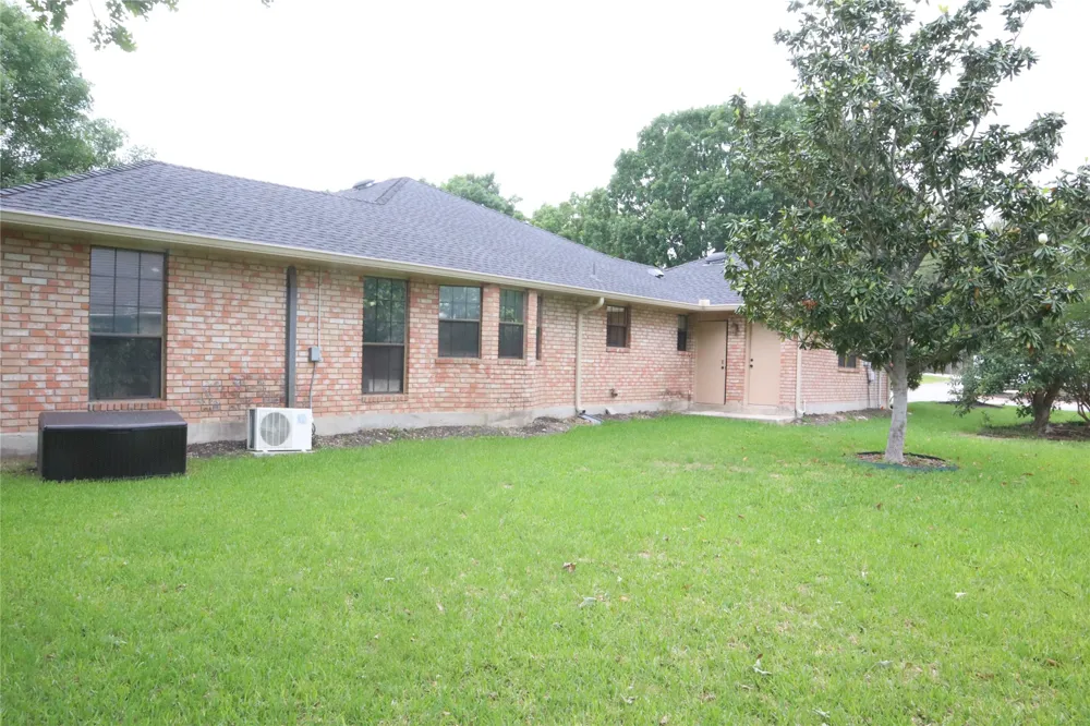 136 Dundee Grace New Braunfels, TX 78130