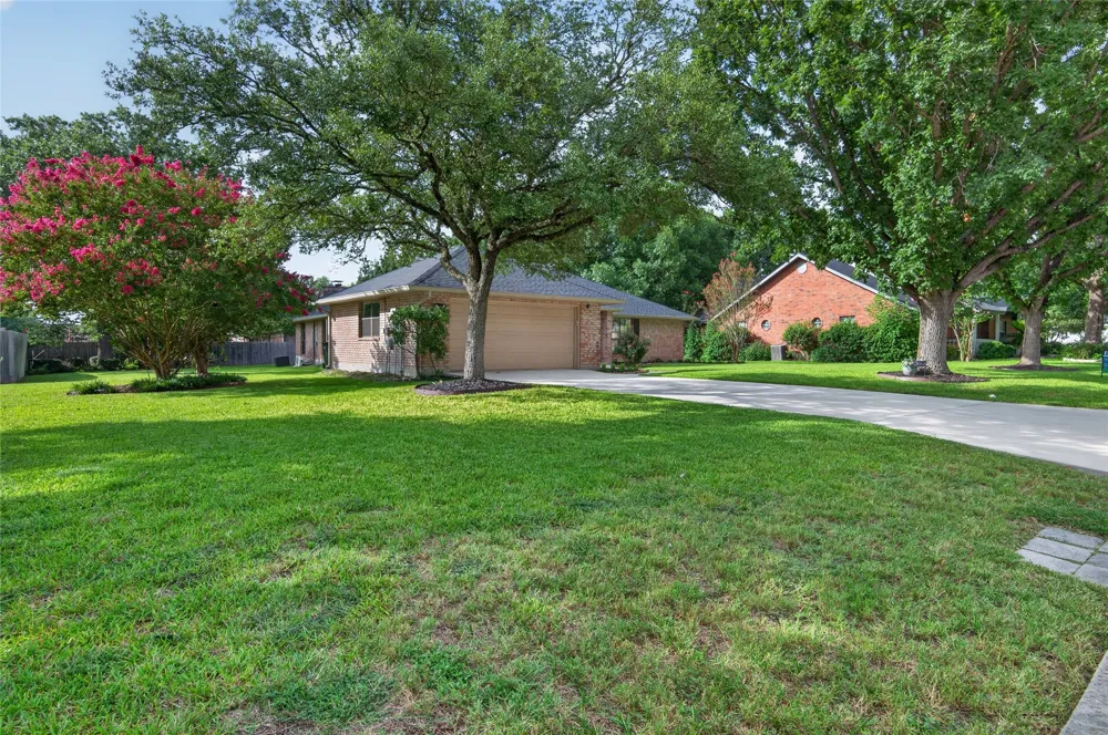 136 Dundee Grace New Braunfels, TX 78130