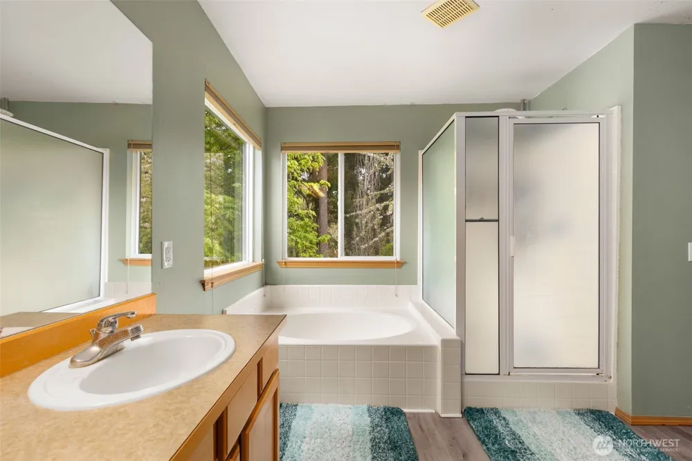 1822 Fisher Avenue Dupont, WA 98327