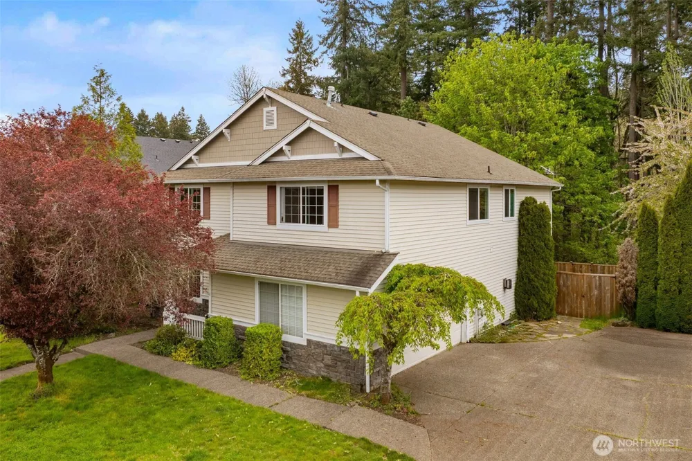 1822 Fisher Avenue Dupont, WA 98327