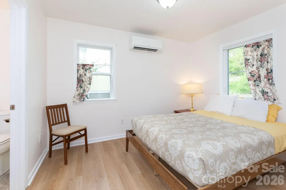 12 Lila Lane Clyde, NC 28721