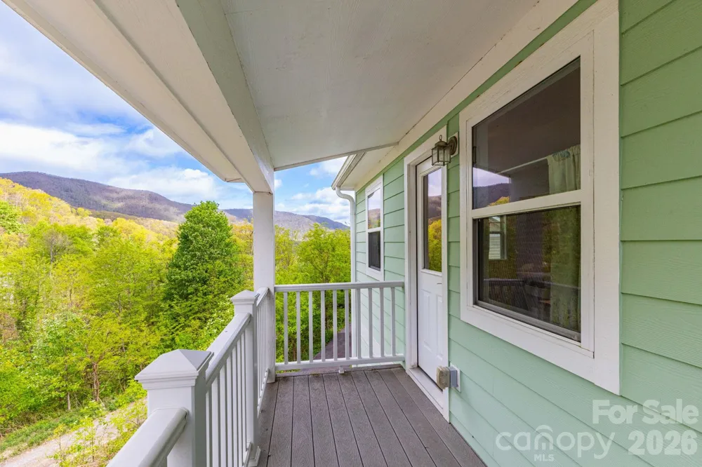 12 Lila Lane Clyde, NC 28721