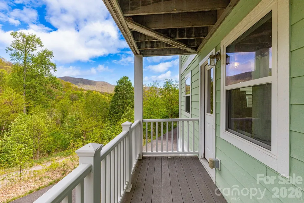 12 Lila Lane Clyde, NC 28721