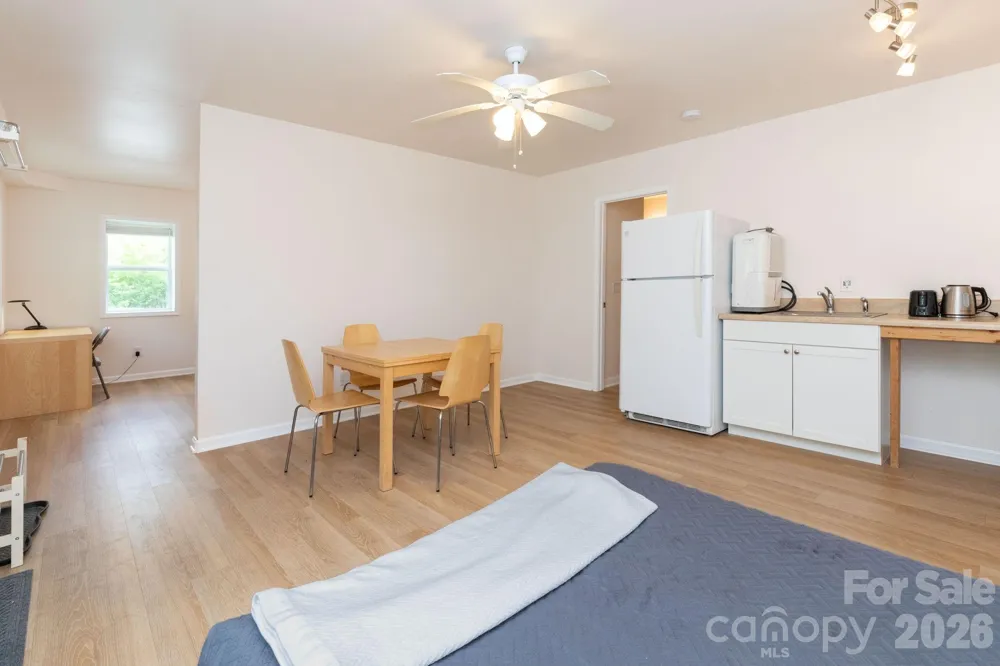 12 Lila Lane Clyde, NC 28721