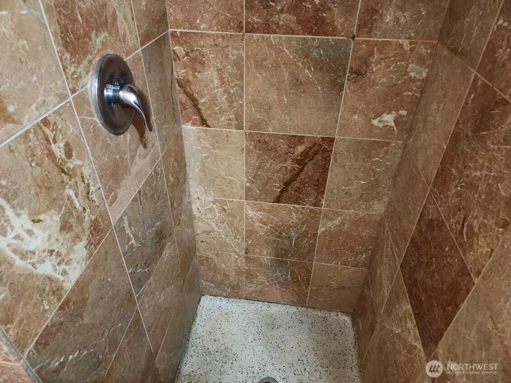 757 Ocean Court NW #20 Ocean Shores, WA 98569