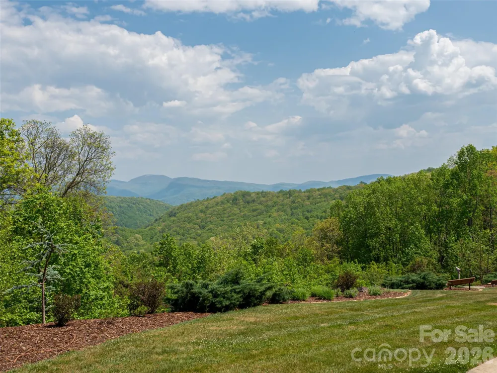 490 Barrington Drive #121 Asheville, NC 28803
