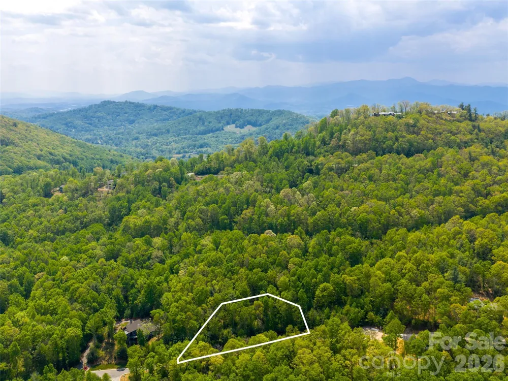 490 Barrington Drive #121 Asheville, NC 28803