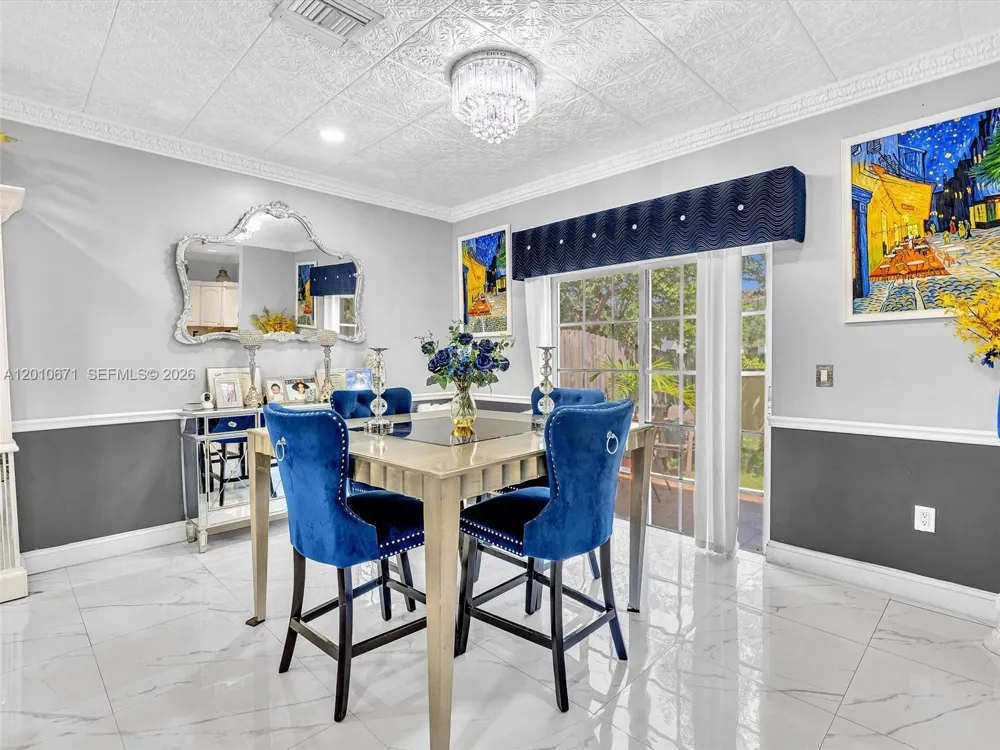 7659 Stonecreek Cir Davie, FL 33024