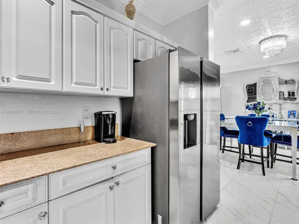 7659 Stonecreek Cir Davie, FL 33024