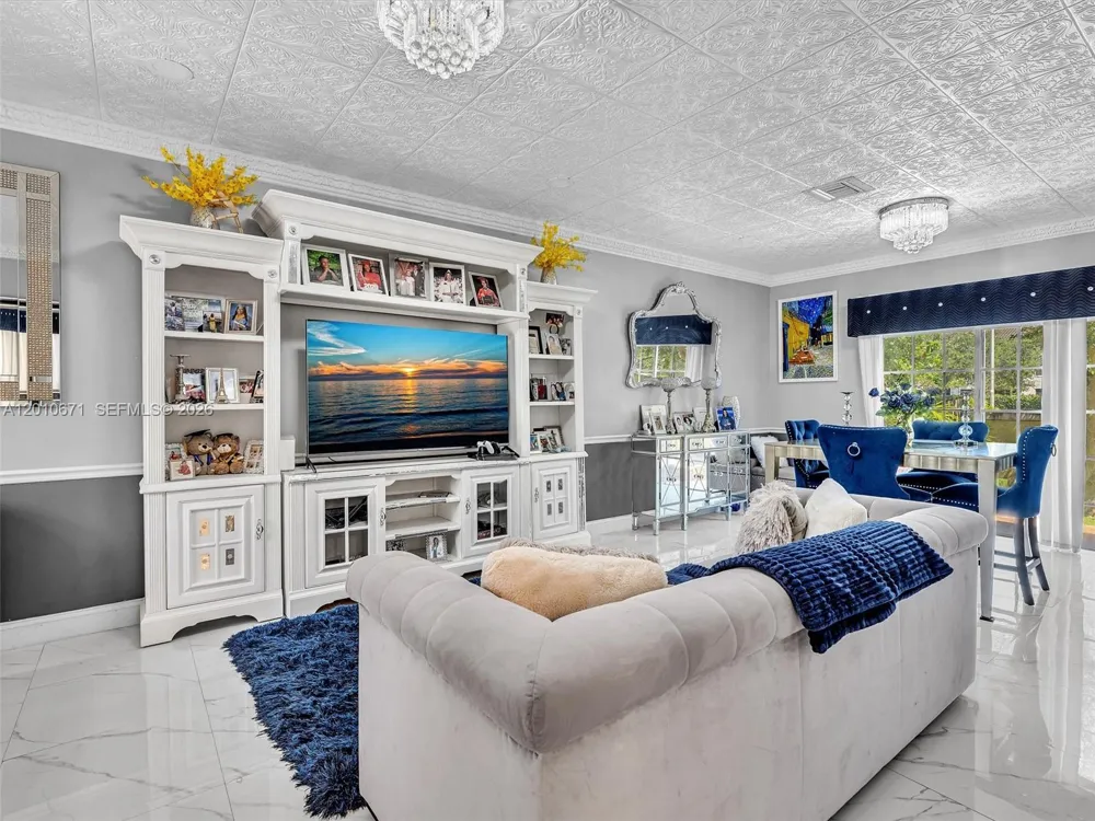 7659 Stonecreek Cir Davie, FL 33024