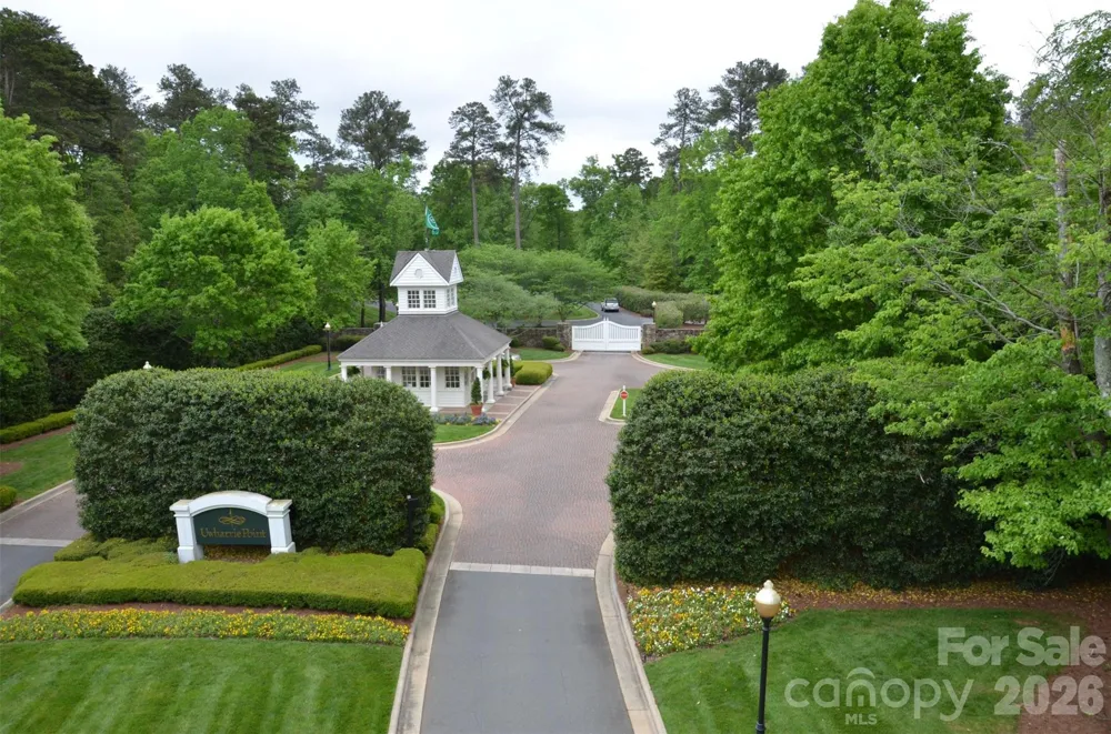 302 Millingport Lane New London, NC 28127