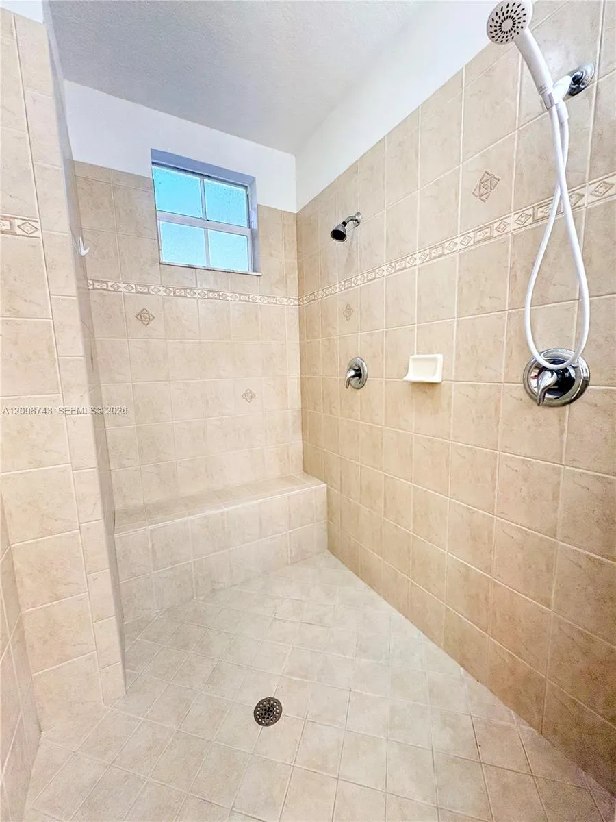 7993 NW 128th Ln #13-B Parkland, FL 33076