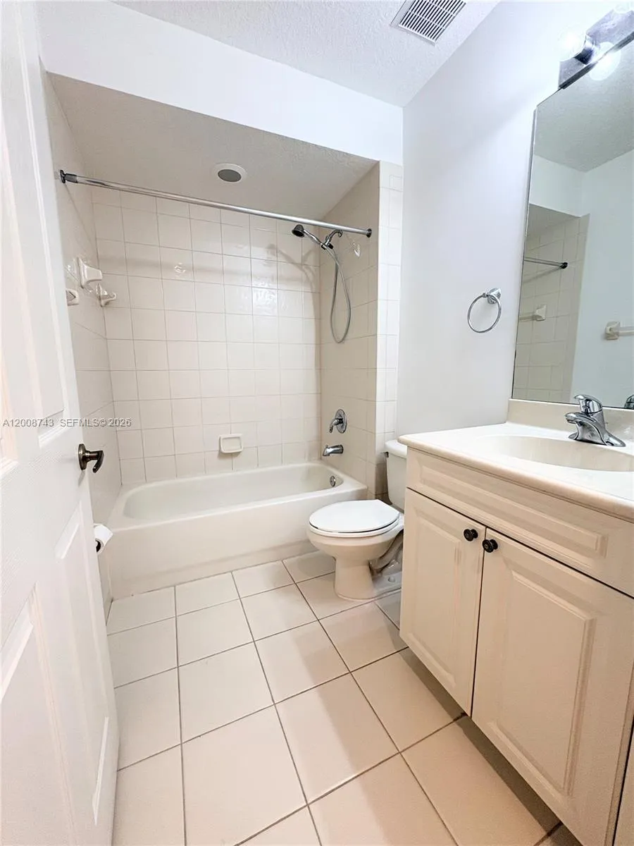 7993 NW 128th Ln #13-B Parkland, FL 33076