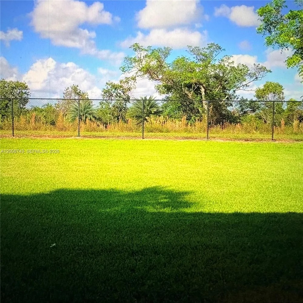 7993 NW 128th Ln #13-B Parkland, FL 33076